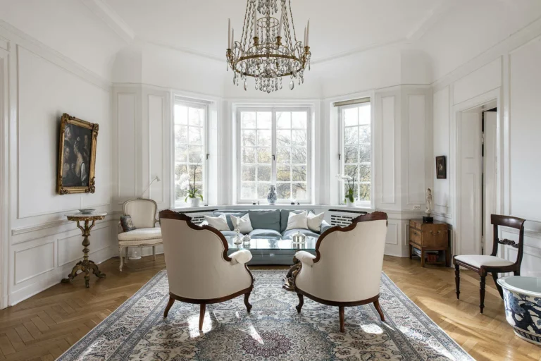 Spectacular family apartment on Strandvagen, Sweden