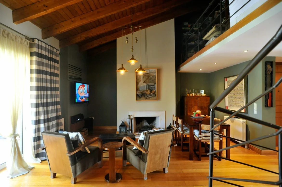 A London – Style apartment in Athens, Greece