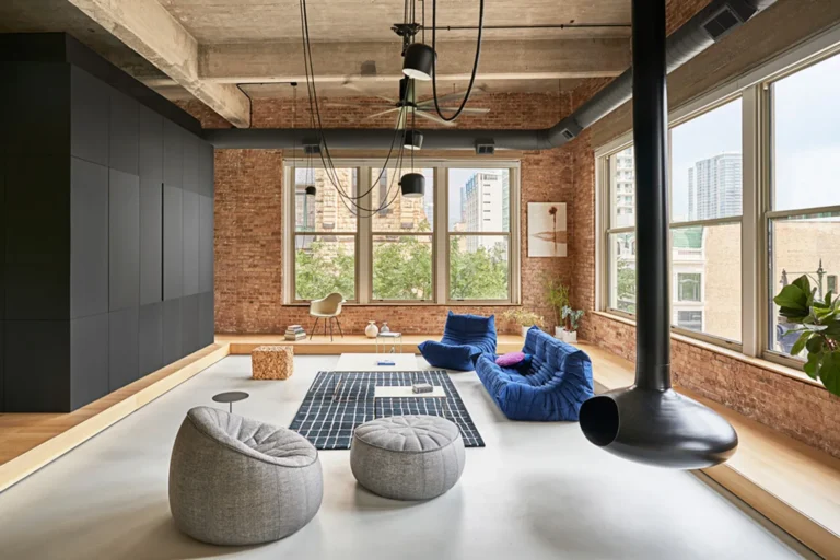 Michigan Loft | an artistic construction in Chicago, Illinois