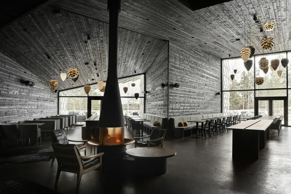 Arctic Tree House Hotel |Becoming one with nature