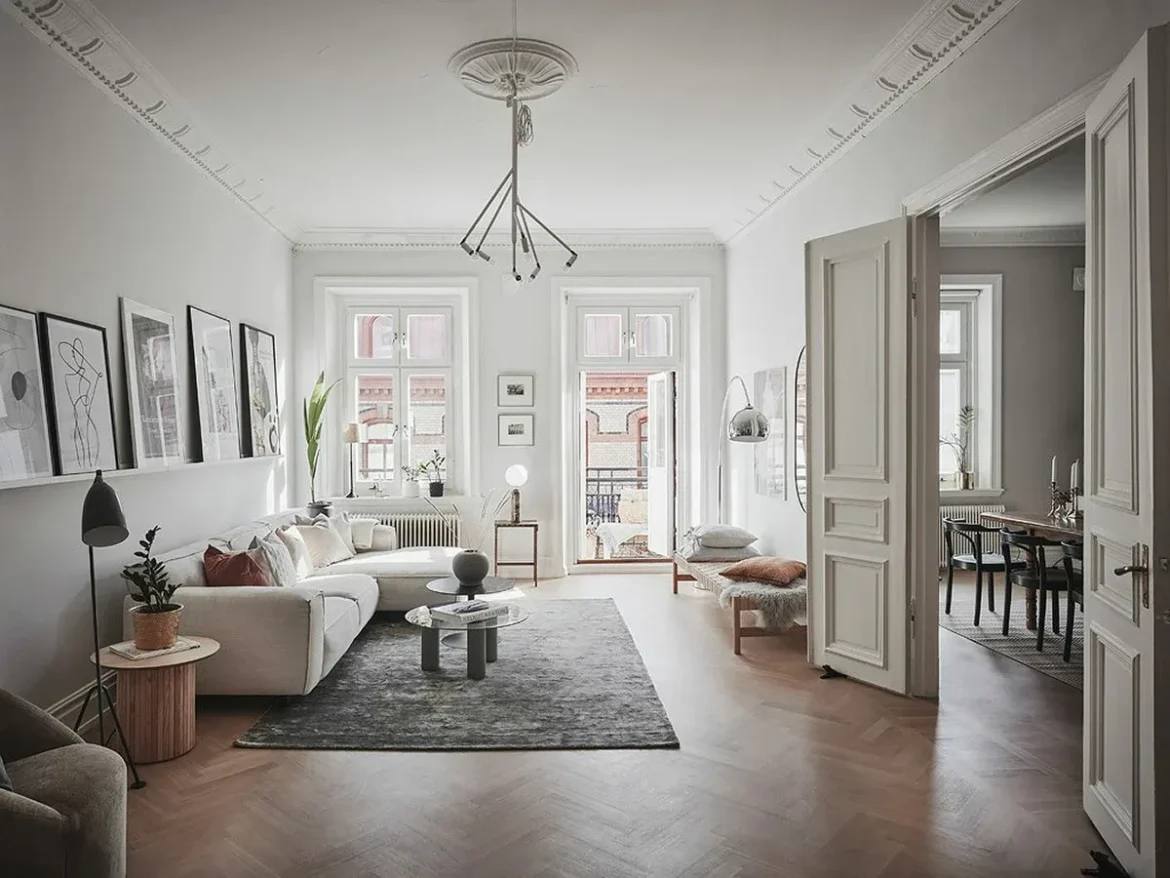 Stylish, turn-of-the-century apartment in Goteborg