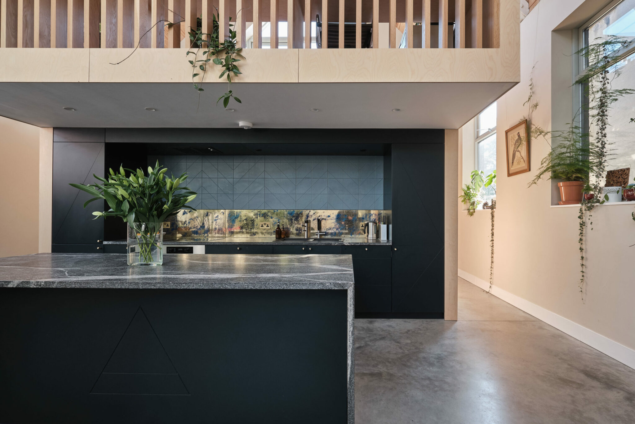 Utopia House An exmission hall conversion into an artist’s studio