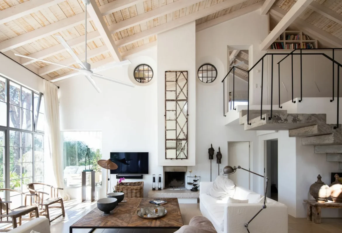 VILLA AH | An Algarvian Beach House