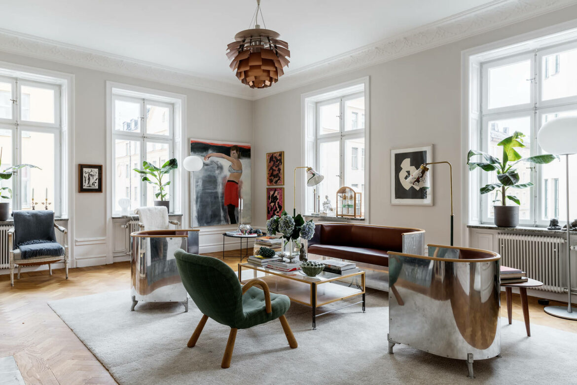A spacious corner apartment in Stockholm – House-Diaries.com