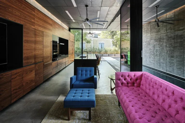 Bienville House | A lot of spaces on a small site in New Orleans, USA